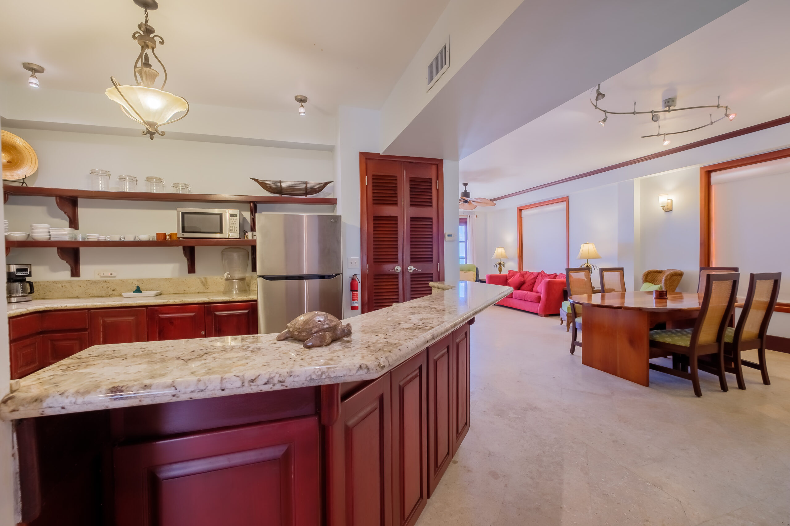 La Beliza 606 - December_2025 - LIGH9083-HDR