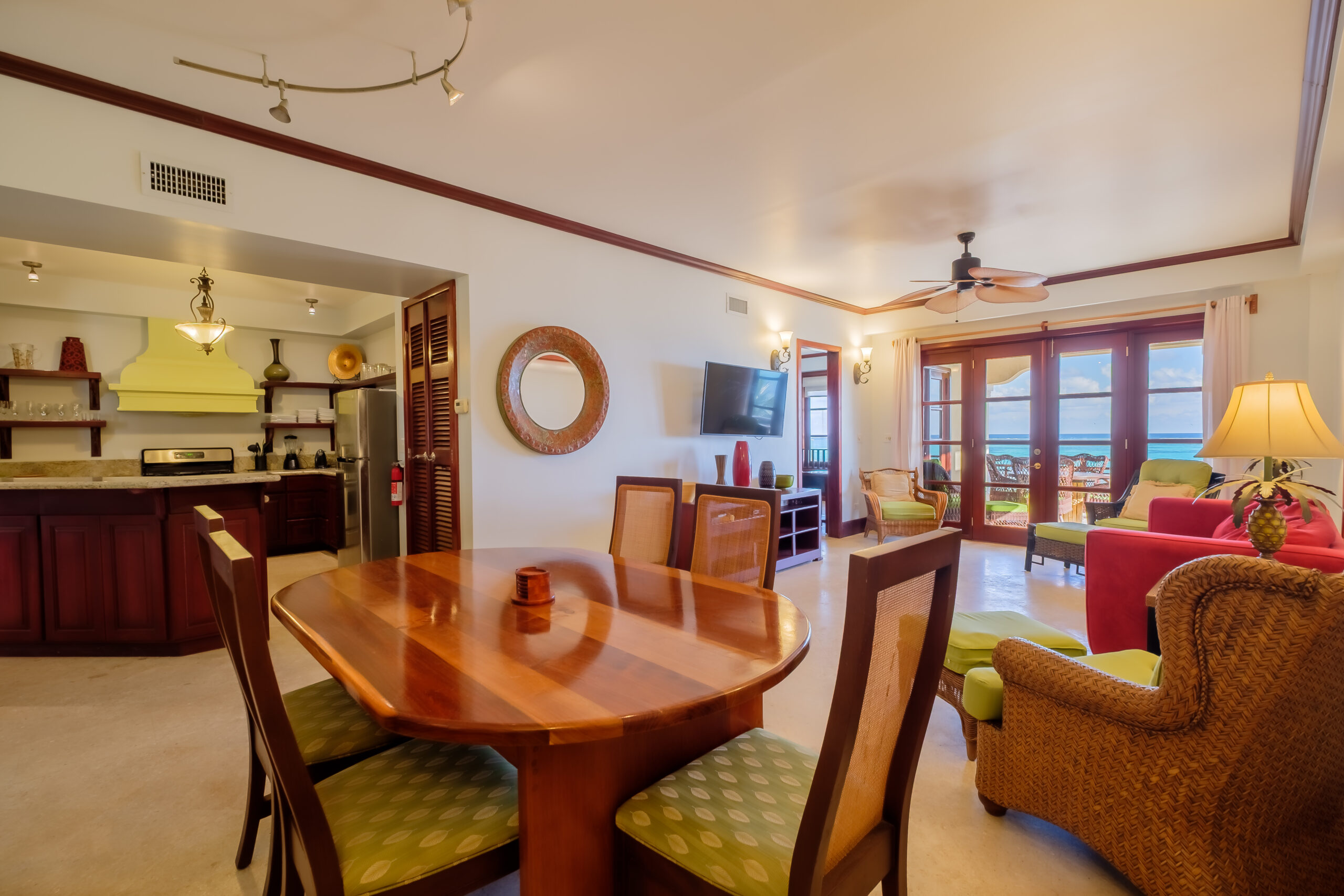 La Beliza 606 - December_2025 - LIGH9272-HDR